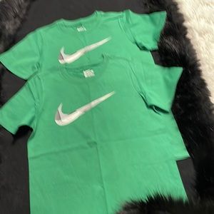 NIKE FOREST GREEN ATHLETIC CUT SIZE S BOYS
